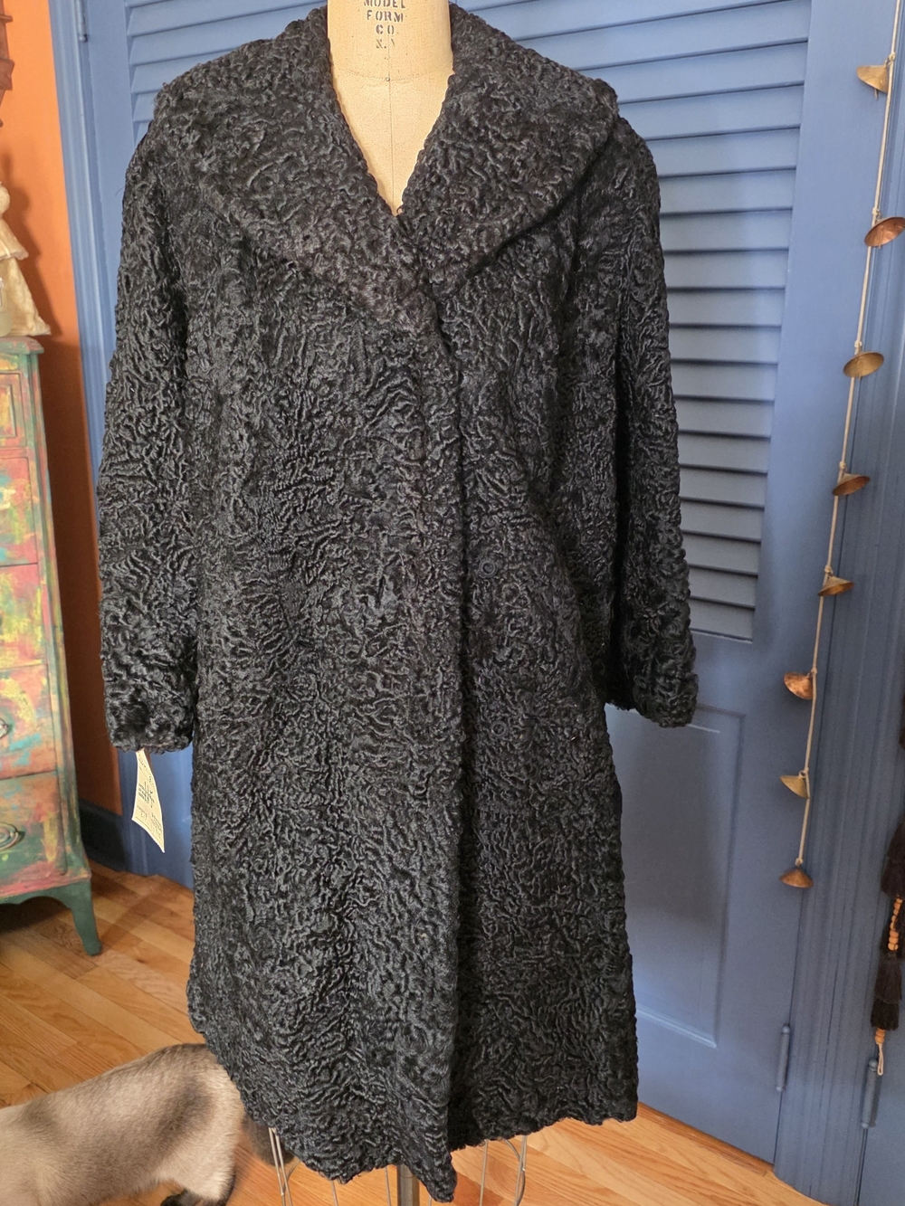 VTG 1950s Black Persian Lamb Fur Coat Astrakhan L